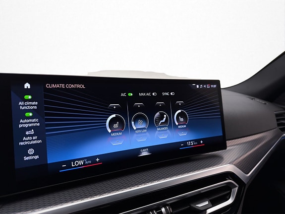 BMW i4 26 of 30
