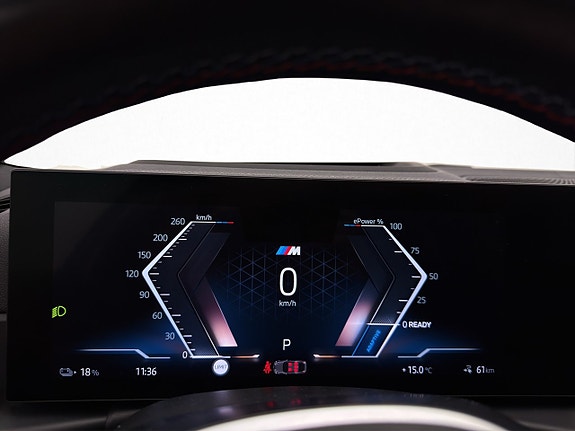 BMW i4 18 of 30