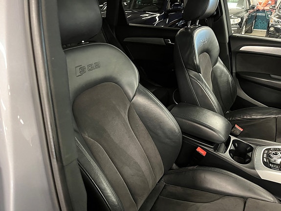 Audi SQ5 7 of 8