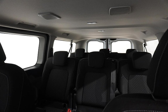 Ford Transit Custom 8 of 14