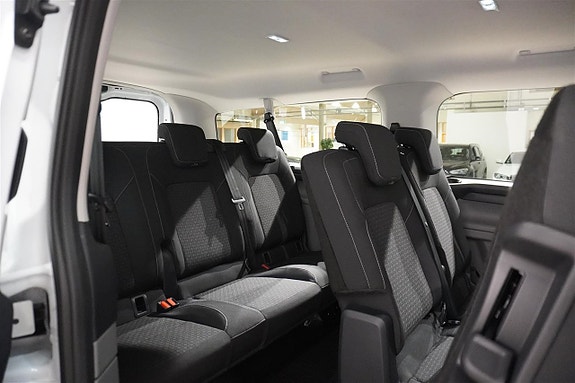 Ford Transit Custom 13 of 14