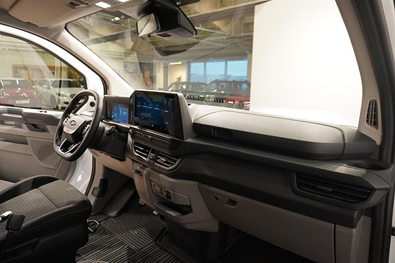 Ford Transit Custom 14 of 14
