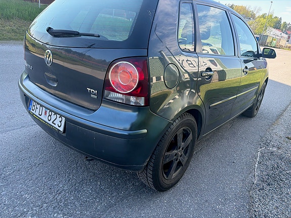 Volkswagen Polo 3 of 5