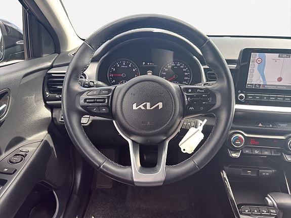 Kia Stonic 12 of 21