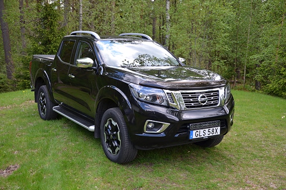 Nissan Navara 2 of 5