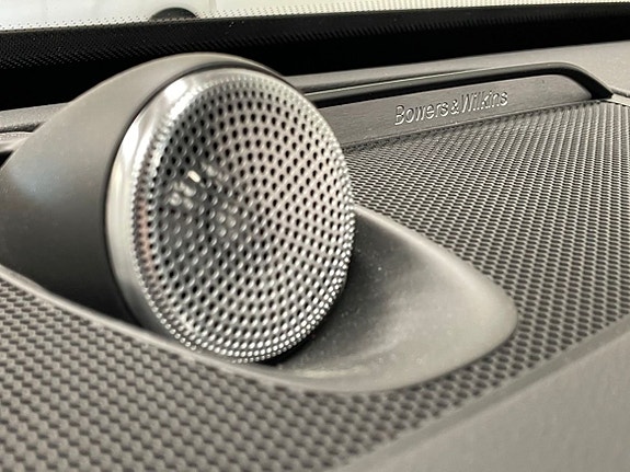 Volvo XC90 15 of 27