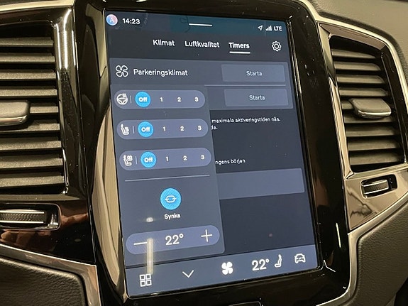 Volvo XC90 5 of 27