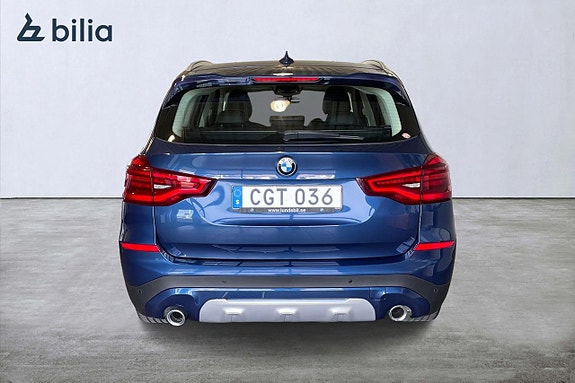 BMW X3 4 of 5