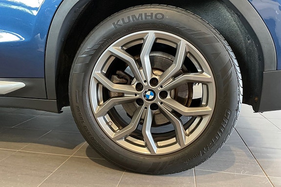 BMW X3 15 of 18