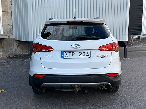 Hyundai Santa Fe 12 of 15
