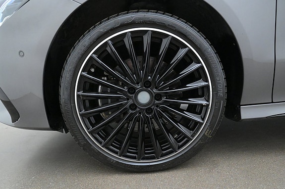 Mercedes-Benz CLA250 e 27 of 27