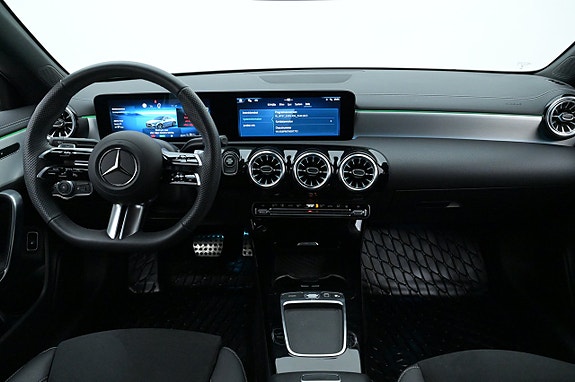 Mercedes-Benz CLA250 e 6 of 27