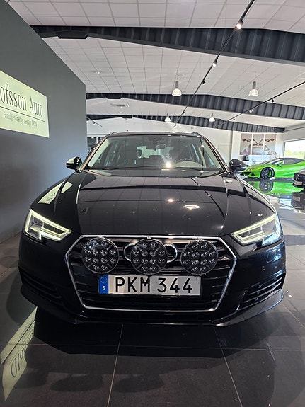 Audi A4 4 of 5