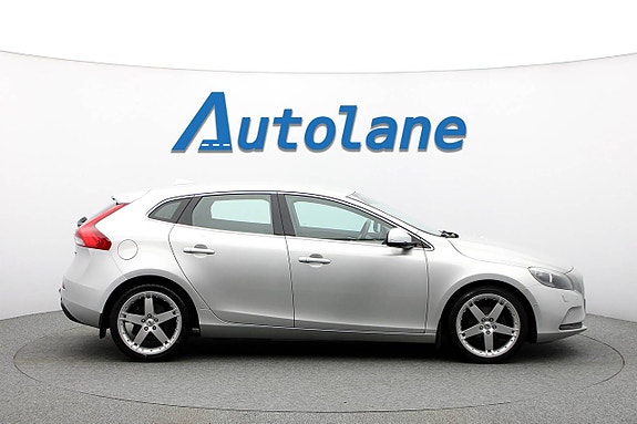 Volvo V40 9 of 30
