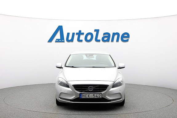 Volvo V40 3 of 30
