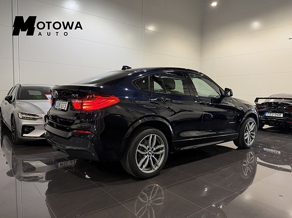 BMW X4 2 of 27