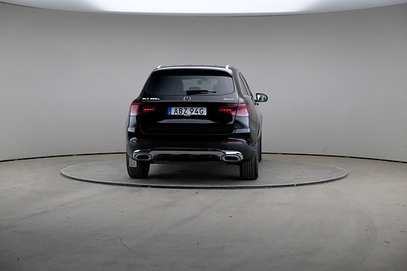 Mercedes-Benz GLC300 e 5 of 5