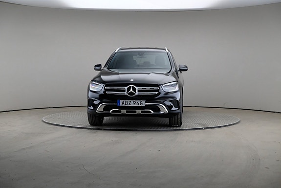 Mercedes-Benz GLC300 e 3 of 5