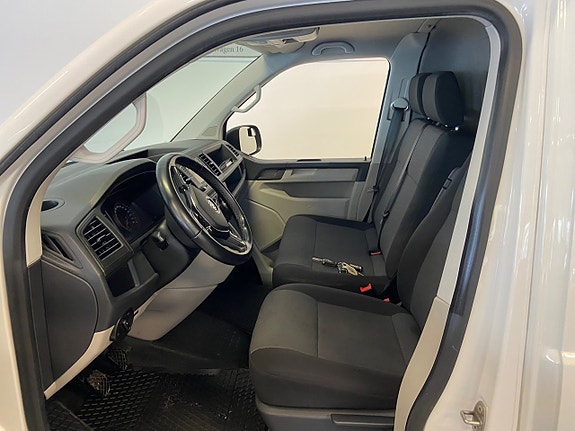 Volkswagen Transporter 2 of 5
