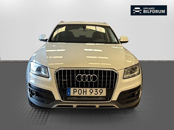 Audi Q5 2 of 5