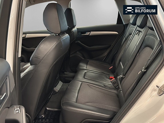 Audi Q5 9 of 17