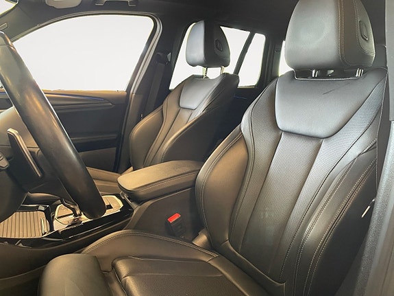 BMW X3 9 of 26