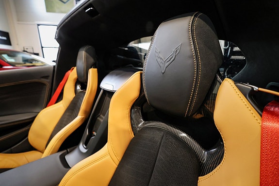 Chevrolet Corvette 25 of 30