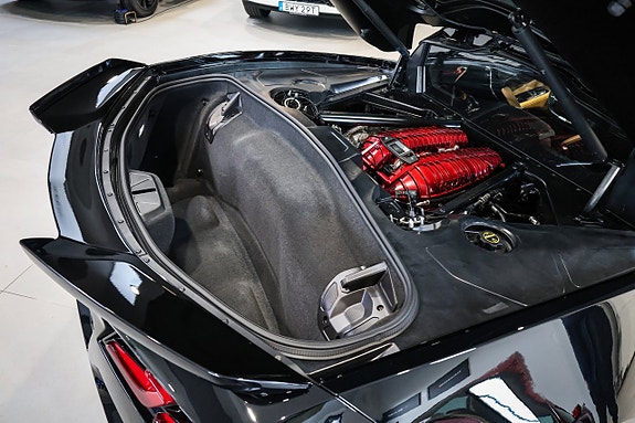 Chevrolet Corvette 18 of 30