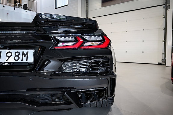 Chevrolet Corvette 9 of 30