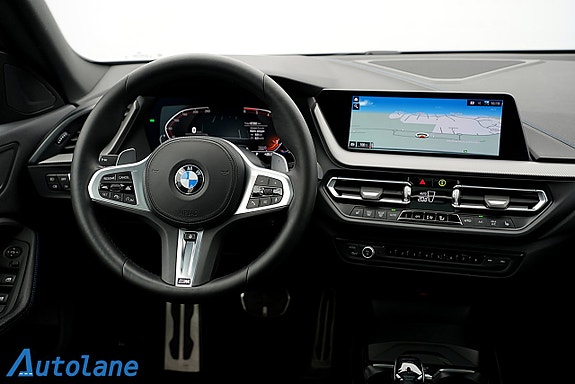 BMW 220d 26 of 30