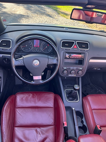 Volkswagen Eos 3 of 5