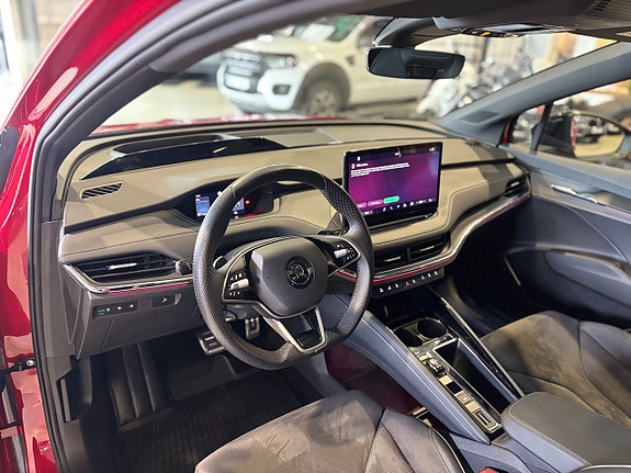 Skoda Enyaq 11 of 30