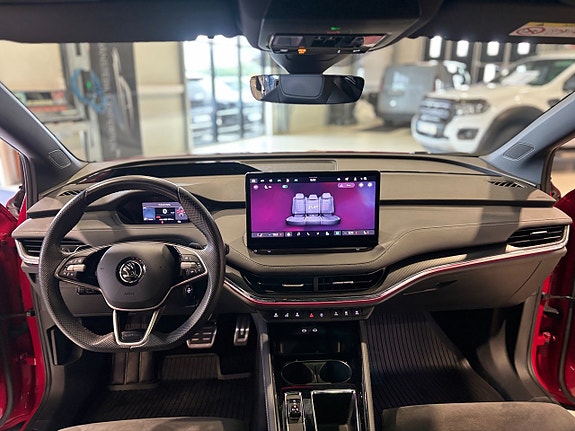Skoda Enyaq 12 of 30