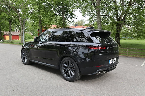 Land Rover Range Rover Sport 2 of 5