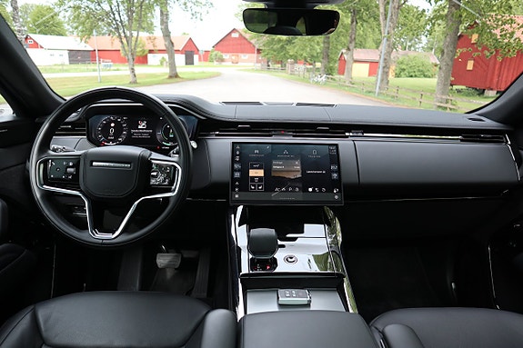 Land Rover Range Rover Sport 13 of 17