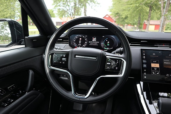 Land Rover Range Rover Sport 15 of 17