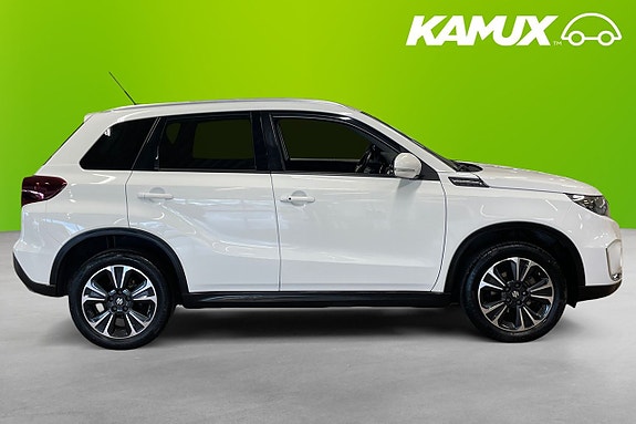 Suzuki Vitara 2 of 5