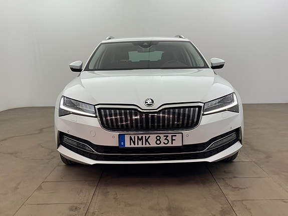 Skoda Superb 10 of 24