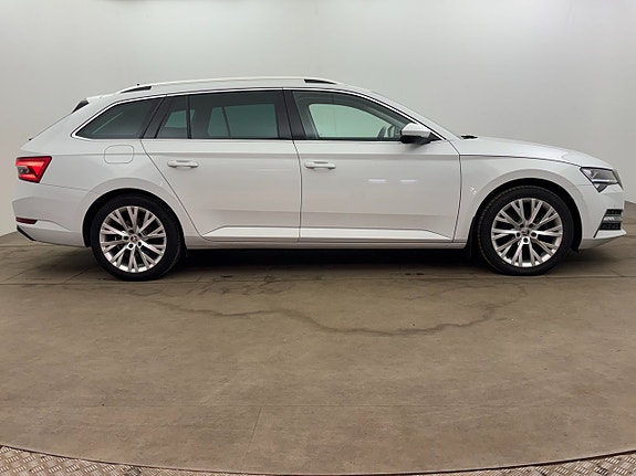 Skoda Superb 8 of 24