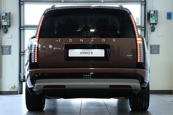 Hyundai Ioniq 9 5 of 27