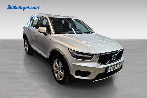 Volvo XC40 4 of 5