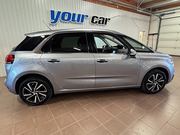 Citroen C4 Picasso 2 of 5