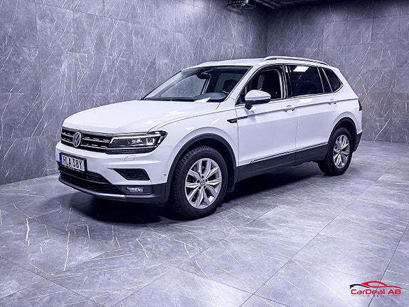 Volkswagen Tiguan Allspace 3 of 5