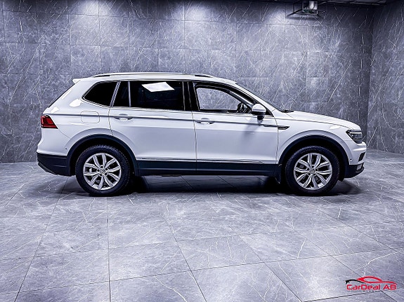 Volkswagen Tiguan Allspace 8 of 26