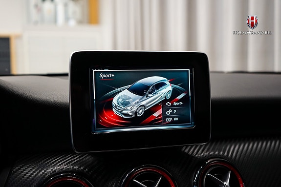 Mercedes-Benz A45 14 of 18