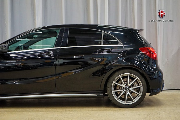 Mercedes-Benz A45 6 of 18