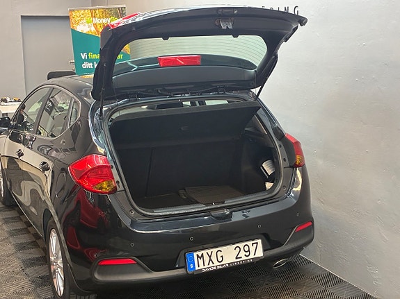 Kia Ceed 15 of 16