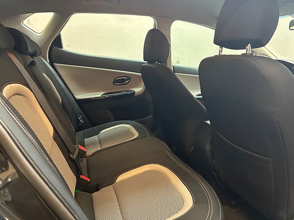 Kia Ceed 6 of 16