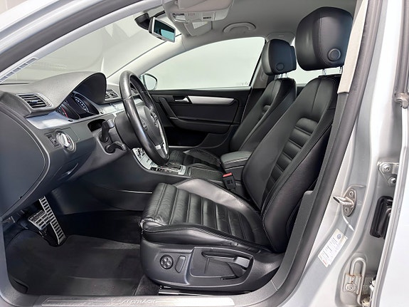 Volkswagen Passat Alltrack 14 of 28