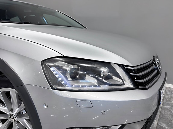 Volkswagen Passat Alltrack 11 of 28
